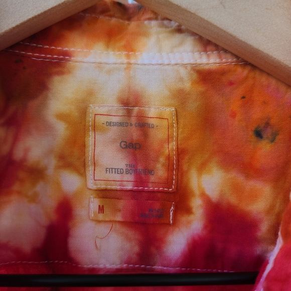 Tie Dye GAP Fitted boyfriend button front - Picture 6 of 14